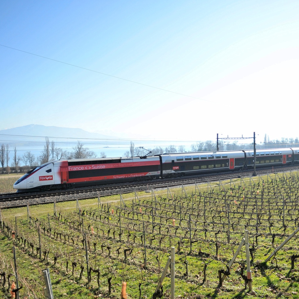 TGV Lyria
